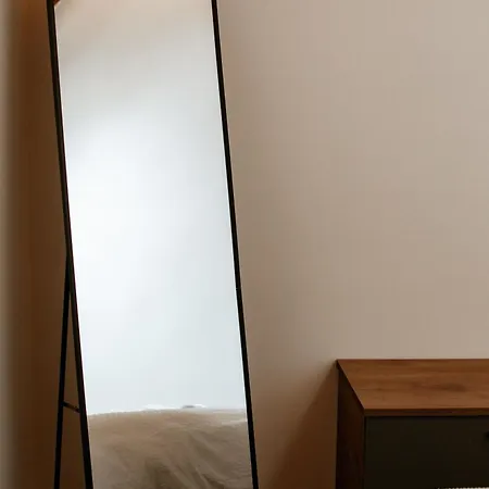 شقة 64 لاريسا